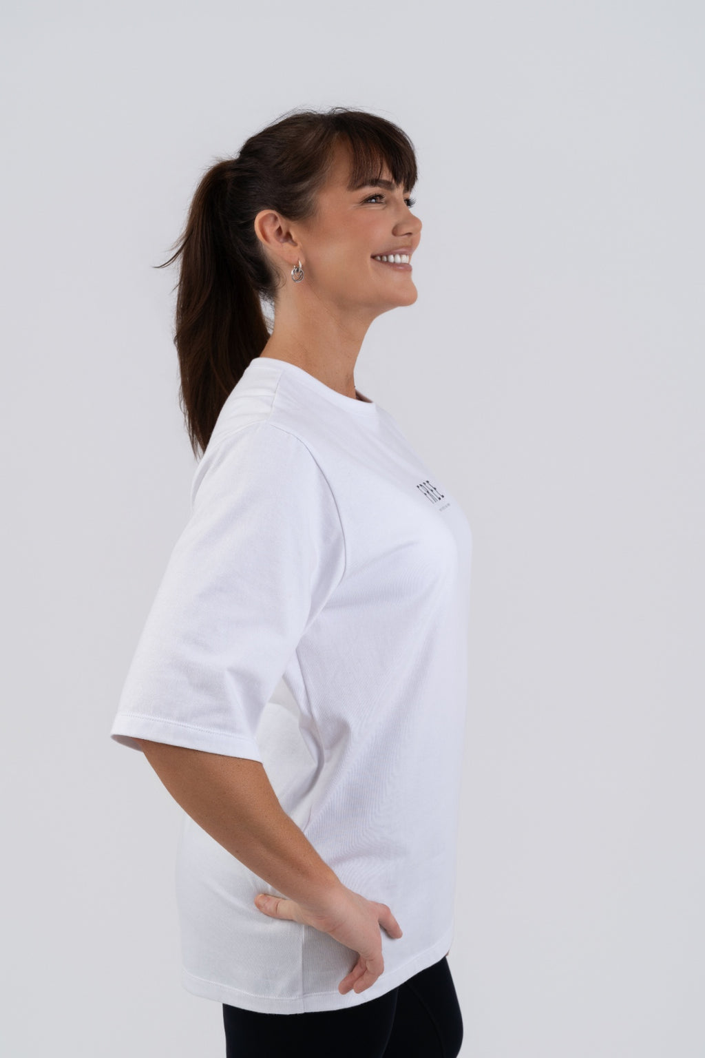 FREE Oversized Tee White - side