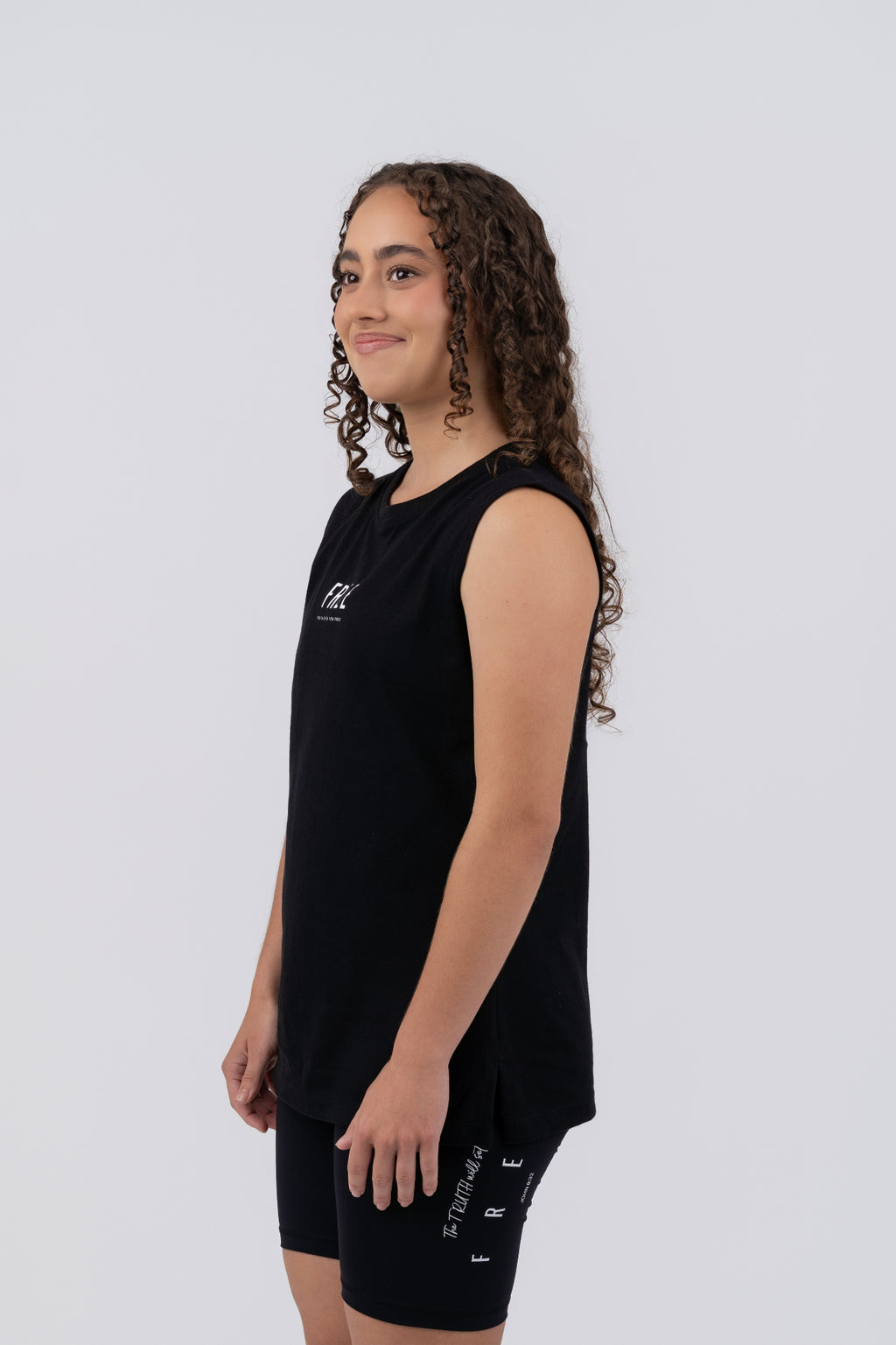 FREE Muscle Tee Black - model side